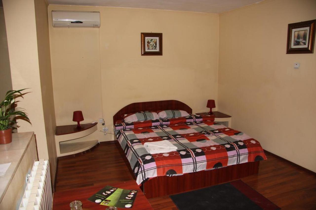 Hotel Casa Verde Prosper بوخارست المظهر الخارجي الصورة