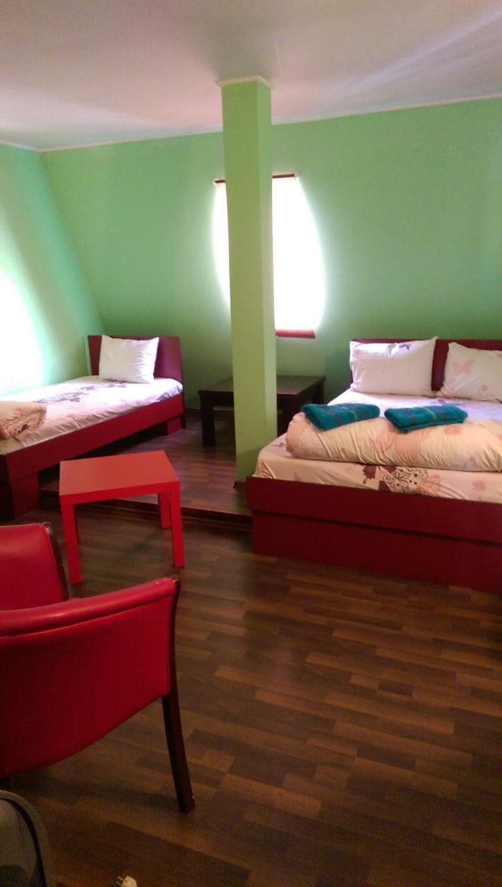 Hotel Casa Verde Prosper بوخارست المظهر الخارجي الصورة